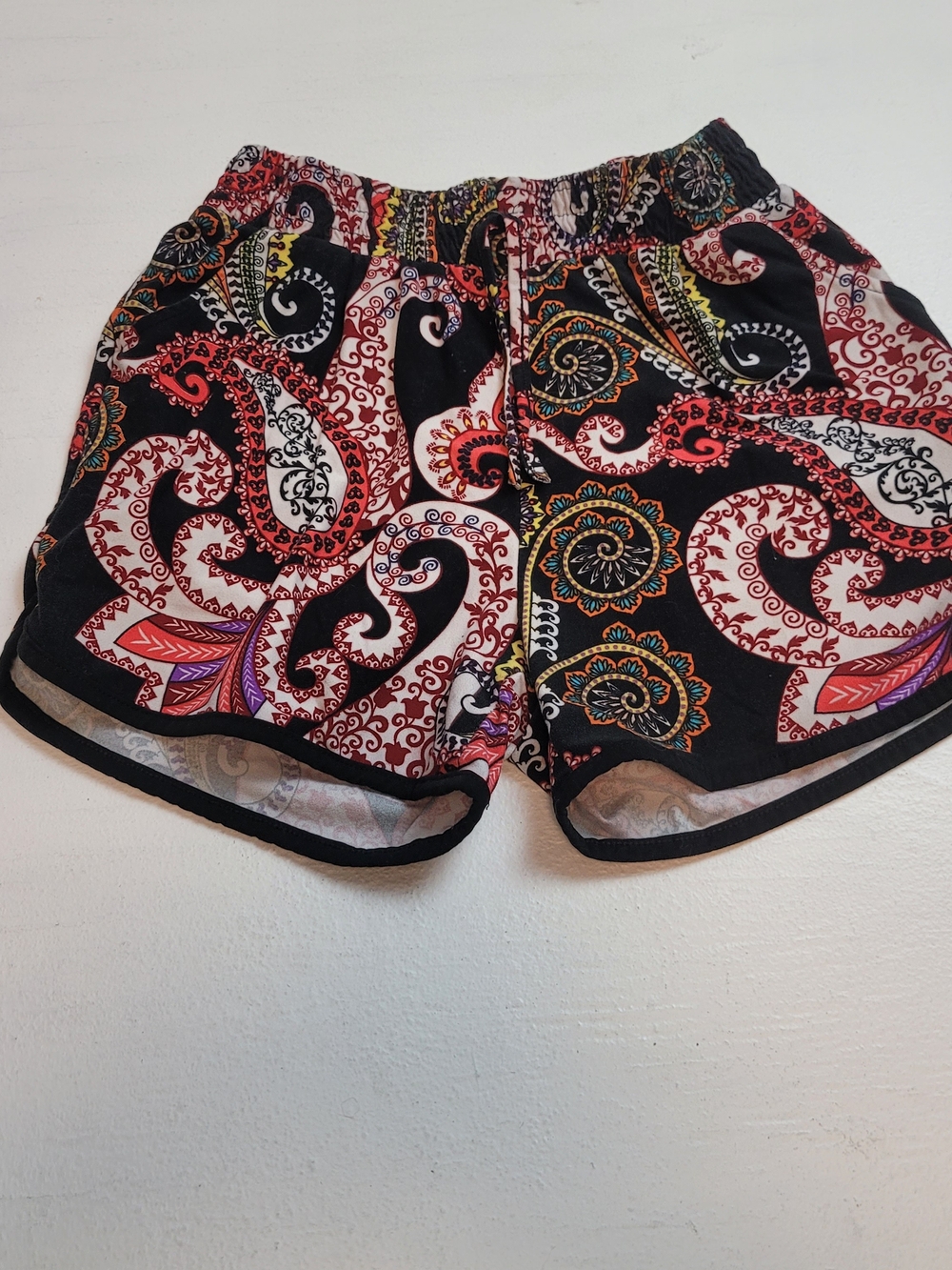 Women's Black Paisley Print Elastic-Waist Shorts